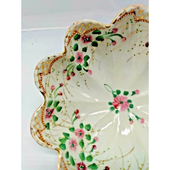 Hand Painted Japanese Three Footed Candy Bowl Floral with Gold Gilding - Picture 8 of 10